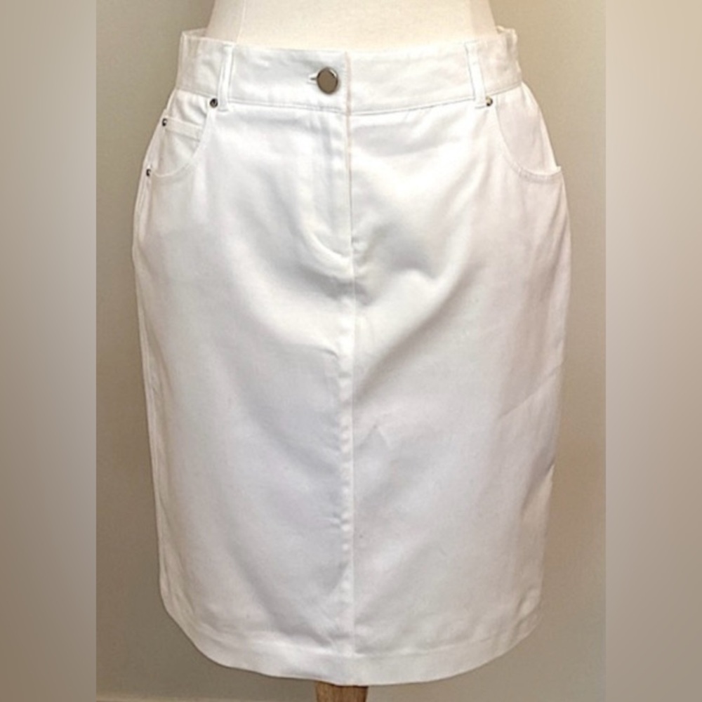 Rafaella White 6 Preppy Casual Chic Coastal Minimalist Summer Effortless Skirt